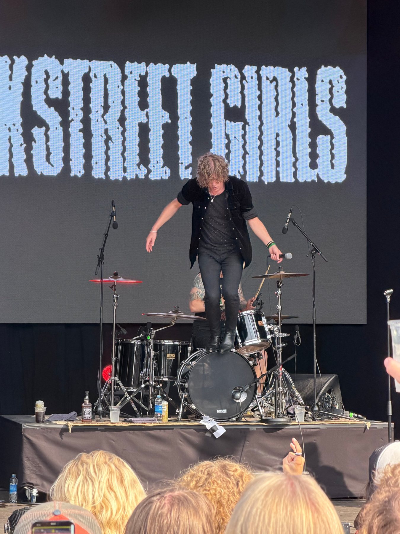 Backstreet Girls – kaos backstage i Turnébussen