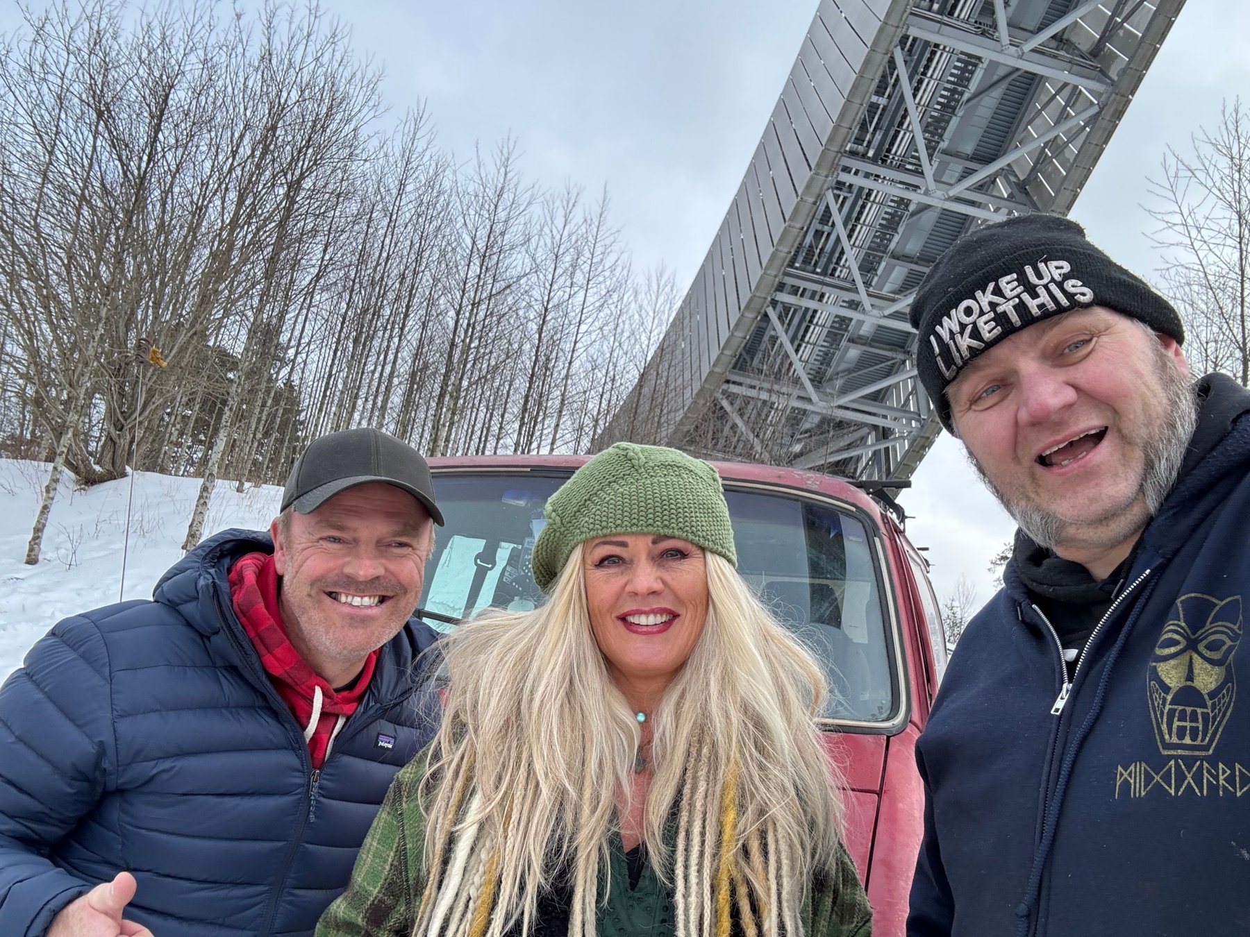 Gunnar, Unni og Max i Holmenkollen.